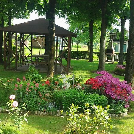 B&B Le Camelie Bareggio Εξωτερικό φωτογραφία