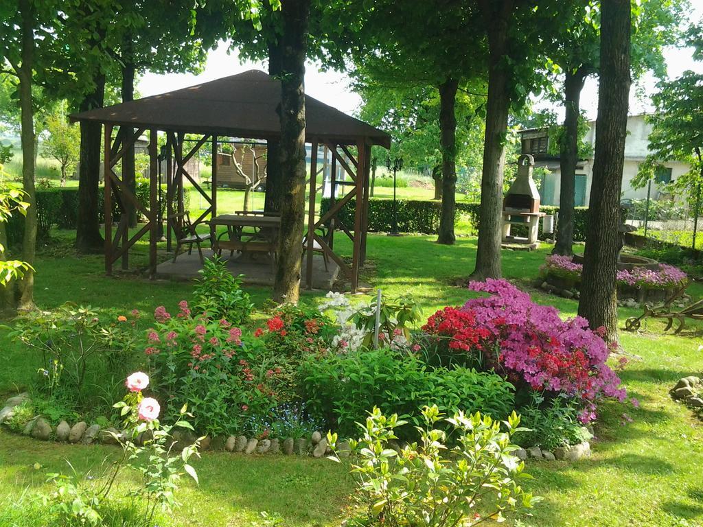 B&B Le Camelie Bareggio Εξωτερικό φωτογραφία