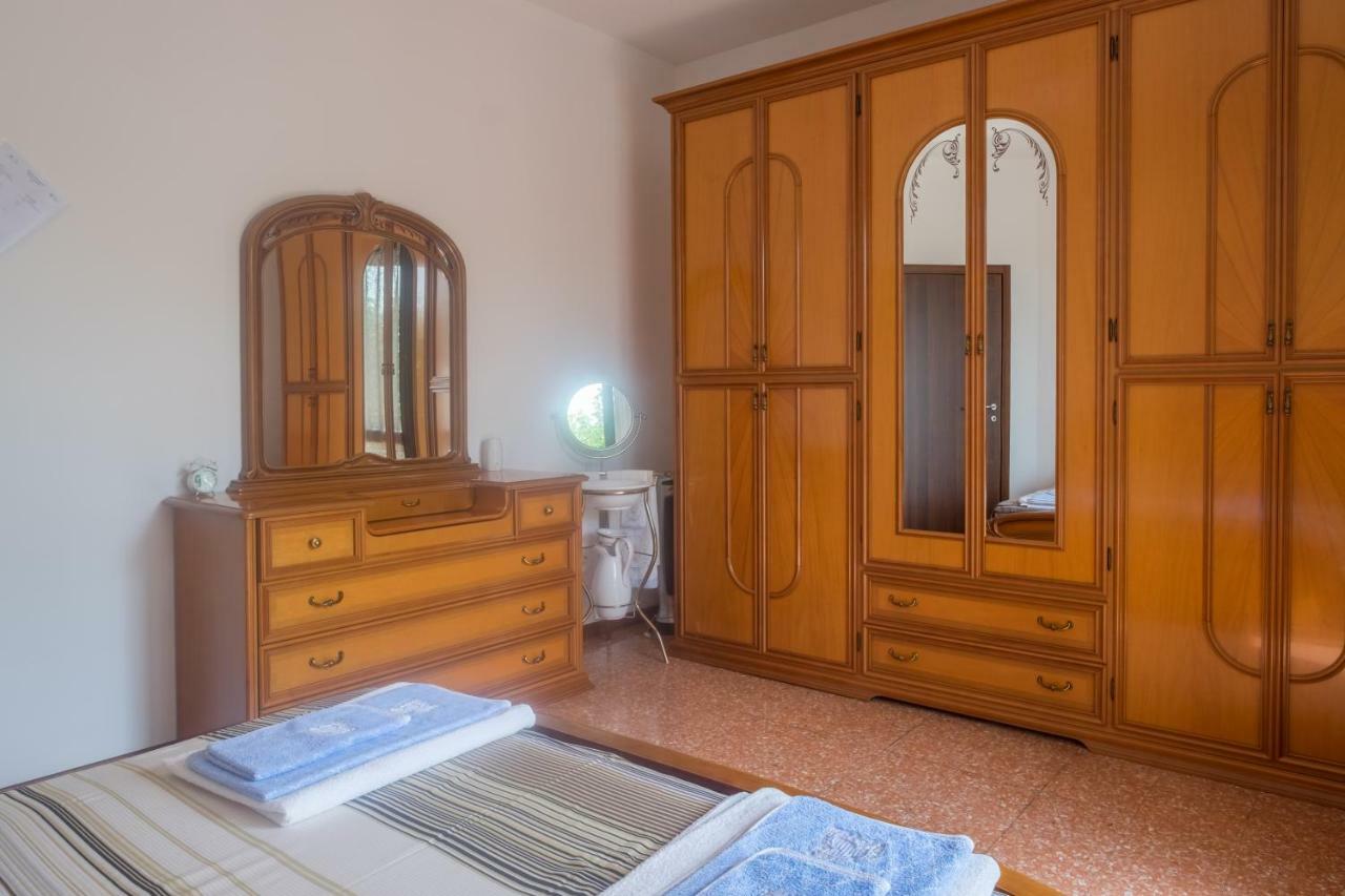 B&B Le Camelie Bareggio Εξωτερικό φωτογραφία